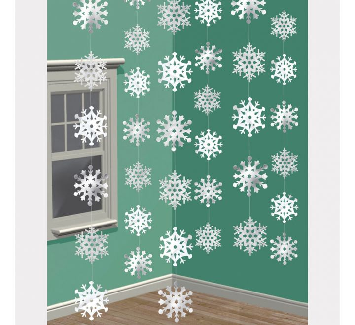 Snowflakes String Decorations 2.1m ( 6 Pieces )